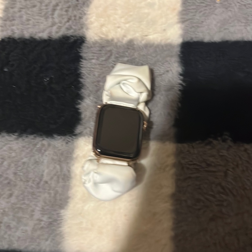 COPY - Apple Watch series 4